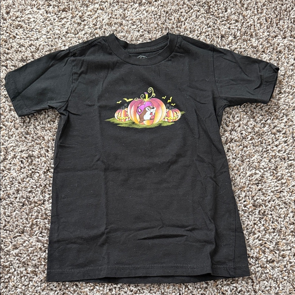 Buc-ees Halloween shirt